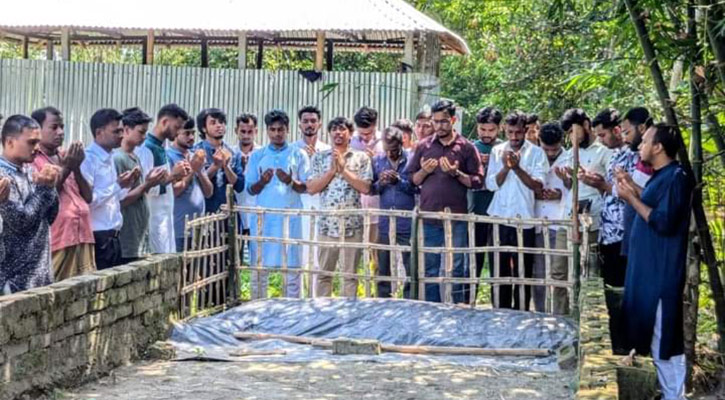 পুলিশের গুলিতে নিহত মিরাজের কবর জিয়ারত করলেন কেন্দ্রীয় সমন্বয়করা